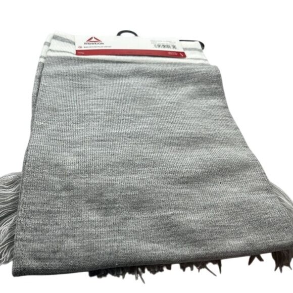 Reebok Light Grey Rally Scarf With Logo fringe Bottom NWT - Picture 3 of 6